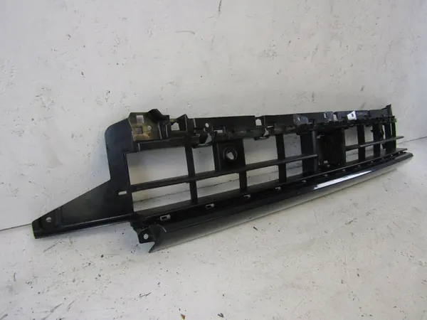 AUDI Q3 S-LINE Griglia Paraurti Anteriore 83A807683A image 5