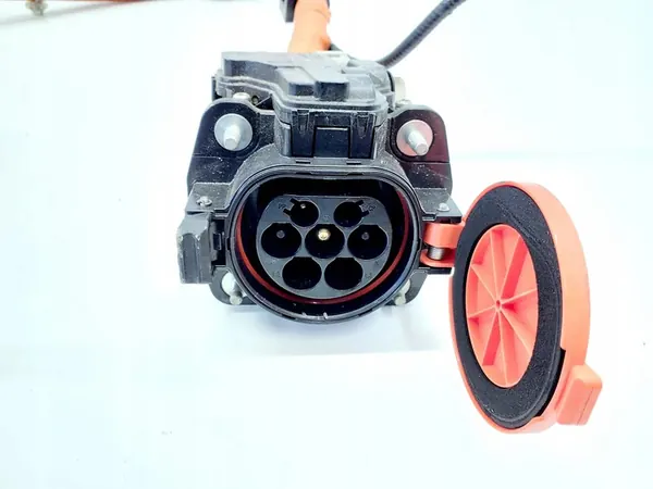 NISSAN LEAF II ZE1 Laadcontact 296B15SH0A image 2