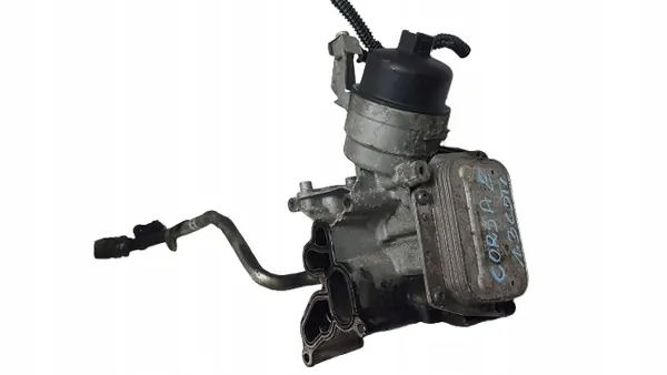 Öljynsuodattimen Pohja OEM 55256614 Opel Corsa E 1.3 CDTI image 2