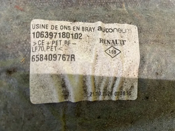 Motorhuvudisolering 658409767R Trafic III Nissan NV300 image 4