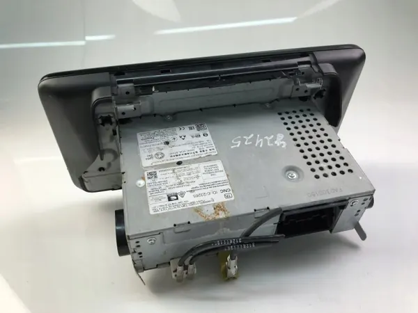 Écran de navigation Skoda Scala OEM 654035871B 2019 image 4