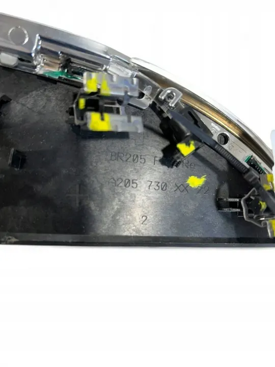 Mercedes-Benz C W205 Takaoven Verhoilu OEM A2057300222 image 9