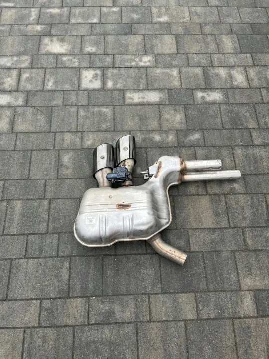 Audi OE Endschalldämpfer OEM 045002001D - Gebraucht image 2