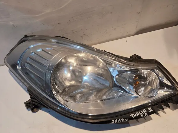 Faros delanteros derecho Thalia II 8200700030 image 2