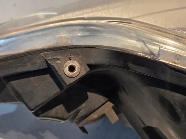 Faros delanteros derecho Thalia II 8200700030 image 7