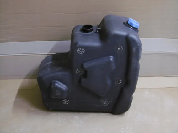 Gebruikte AdBlue-tank Volvo FH4 OEM 21645367 image 2