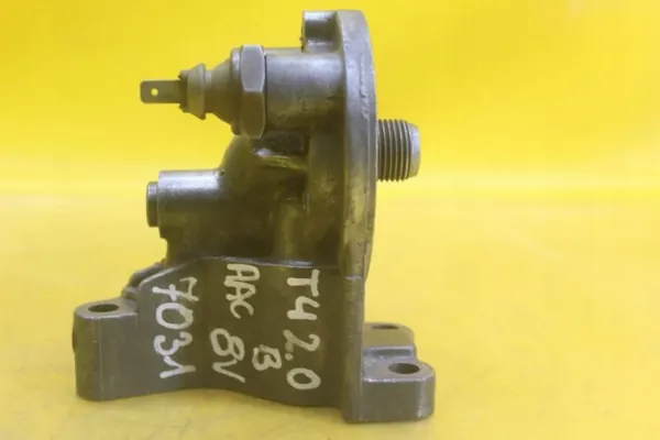 Oljefilterbas OEM 053115417A för VW Transporter T4 image 9