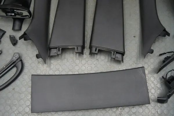 Garniture de pilier noir Jeep OE pour Cherokee WK2 image 6