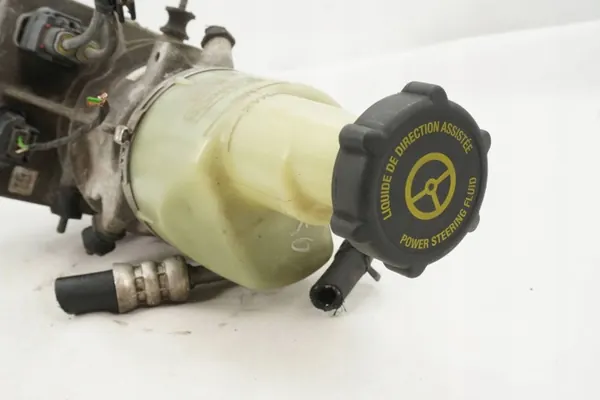 Bomba de dirección BG91-3K514-AB para Ford usada image 5