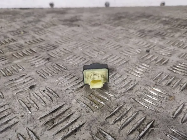 Subaru Forester SJ Airbag-Sensor OEM FBZ14980 image 3
