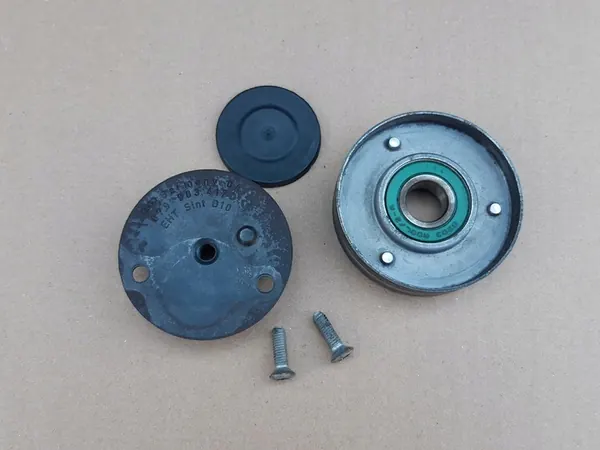 A8 D3 Q7 4L 4.2 FSI Rullefäste 079903417D image 4