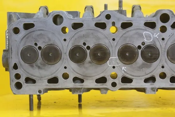 Culata Motor OEM 074103373G para VW Transporter T4 2.5 TDI image 8