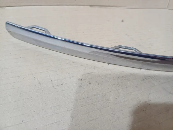 Takapuskuri Kromi Vasemmalle VW Passat B7 image 7