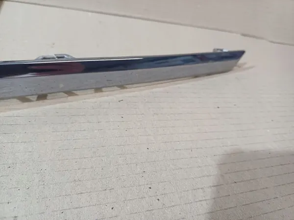 Takapuskuri Kromi Vasemmalle VW Passat B7 image 9