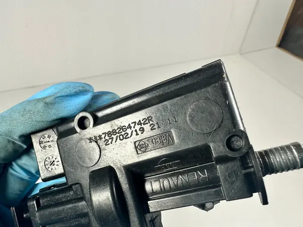 Bränsletanklockaktuator GRAND SCENIC IV 788264742R image 2