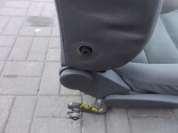 Left Seat Volkswagen Passat B5 FL 1.9 TDI 00-05 image 5