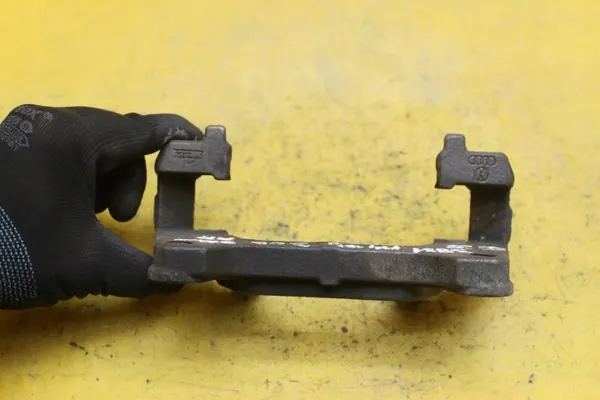 Klembeugel OEM 3831 rechts voor Audi A4 B6 image 5