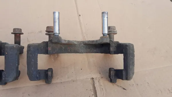 Bremszangenhalter OEM 569 für Audi 312mm image 5