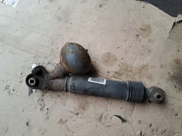 OEM 9674988580 Hydrodämpare Bak Vänster/Höger Citroen C5 image 2