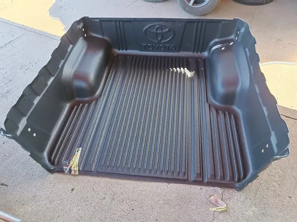 Laadbak Toyota Hilux VIII OEM PW3B1-0K300 image 3