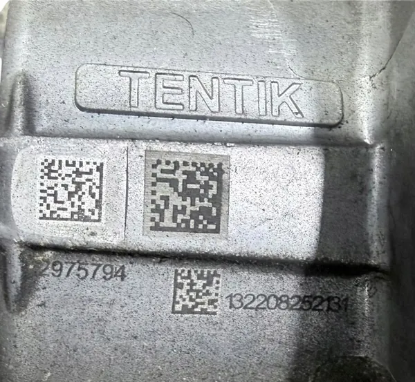 Scania Bränslefilterhus OEM 2975794 - Begagnad image 3