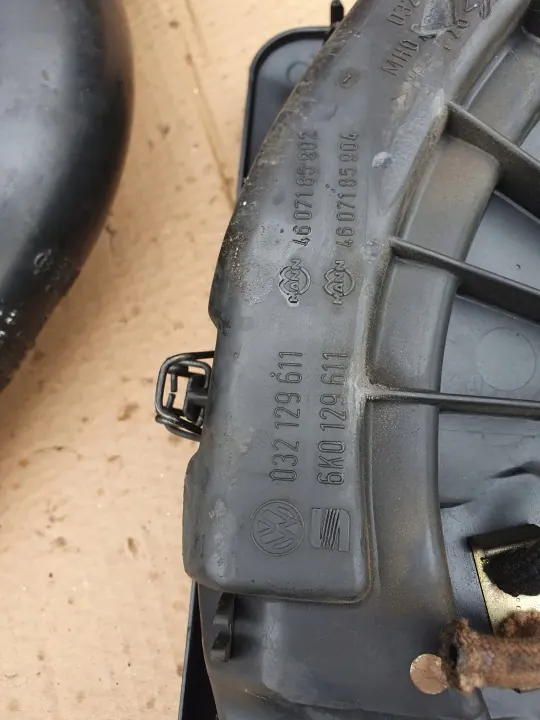 OEM Luftfiltergehäuse für Seat Cordoba 1.4 Benzin image 3