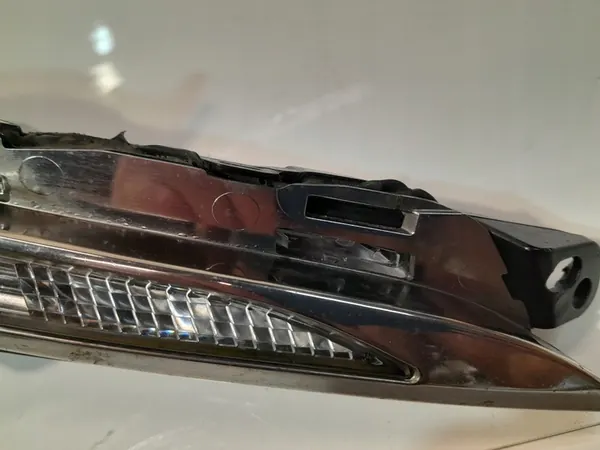 PEUGEOT 308 II T9 LIFT LED DRL Rechts 9818341680 image 4