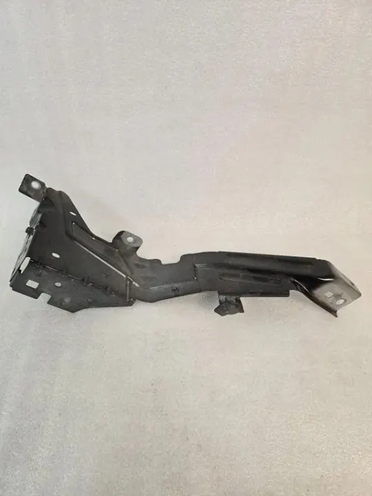 Support de garde-boue avant Volvo XC40 2022 OEM 32348653 image 3
