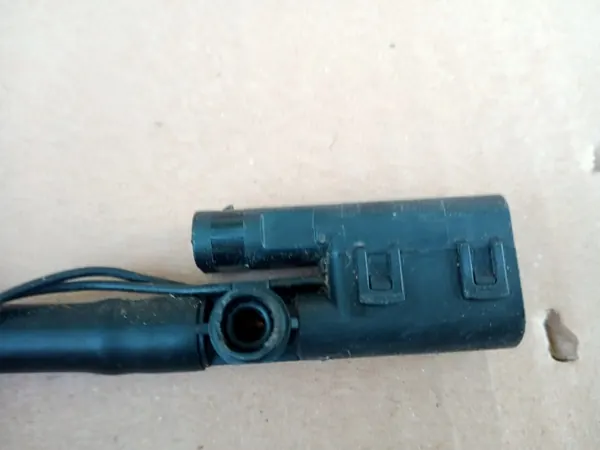 Manguera lavaparabrisas OEM A1768600192 para Mercedes CLA/GLA image 3