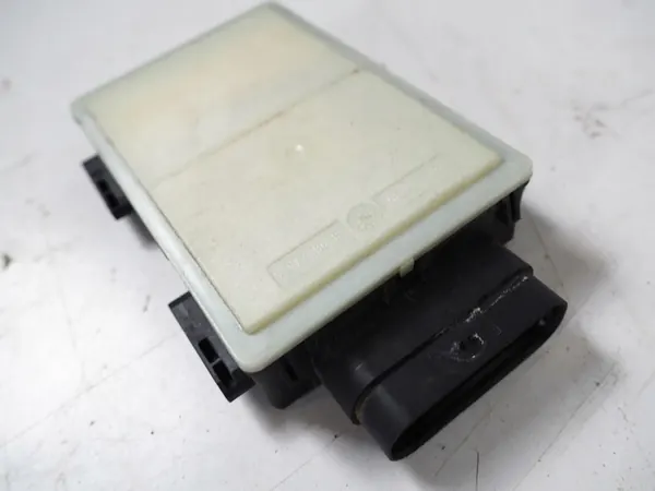 Sensor de Assistência de Mudança de Faixa BMW G11 G12 G30 6890645 image 2