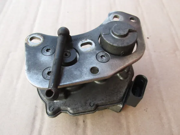 Actuateur turbo OEM 059145725J pour Audi A8 D3 3.0 TDI image 4