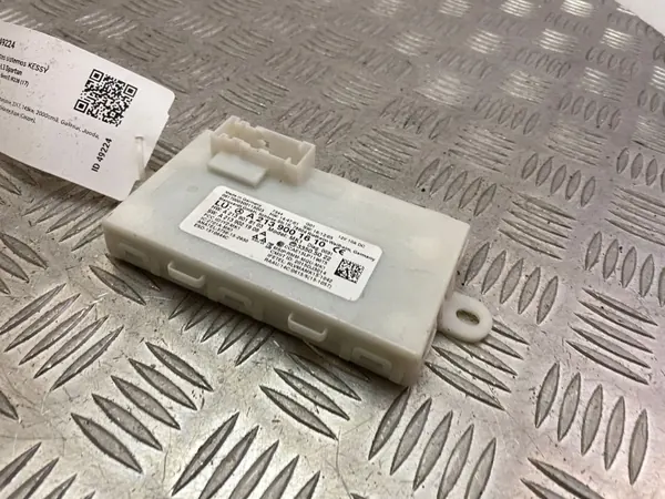 Mercedes-Benz Avaimeton Käynnistysmoduuli OEM A2139001610 image 2