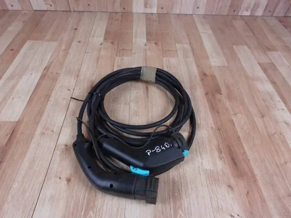 Cable de carga Mitsubishi Outlander III OEM 35327970 image 2