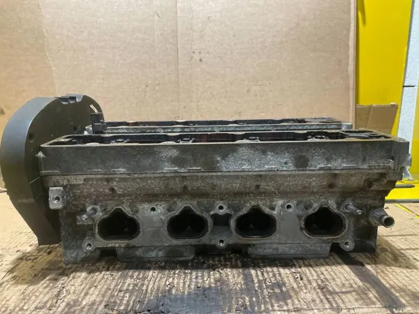 OEM 9650352580 Cabeçote com Árvores de Cames Usado image 5