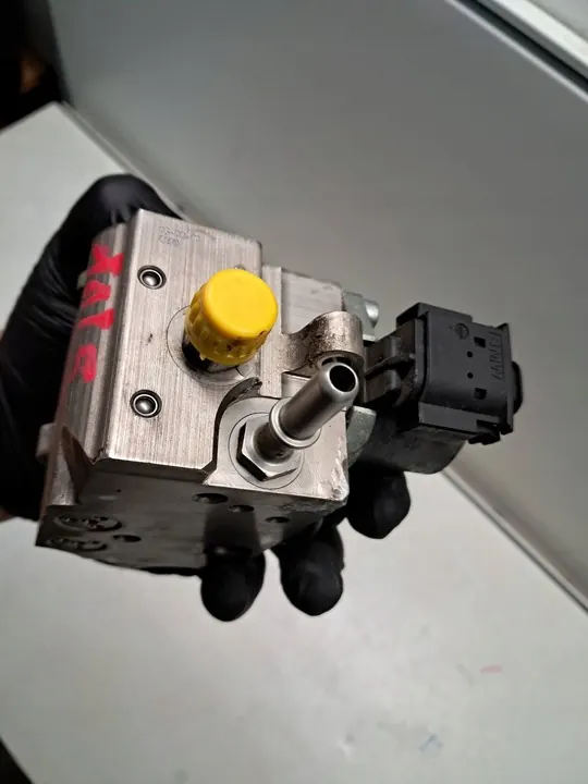 Hochdruckkraftstoffpumpe Citroen 9819938580 image 7