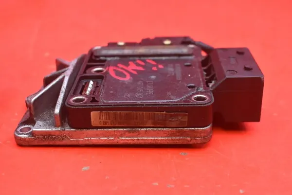 Ruiskutuspumpun Ohjausyksikkö VW Passat B5 2.5 TDI image 6