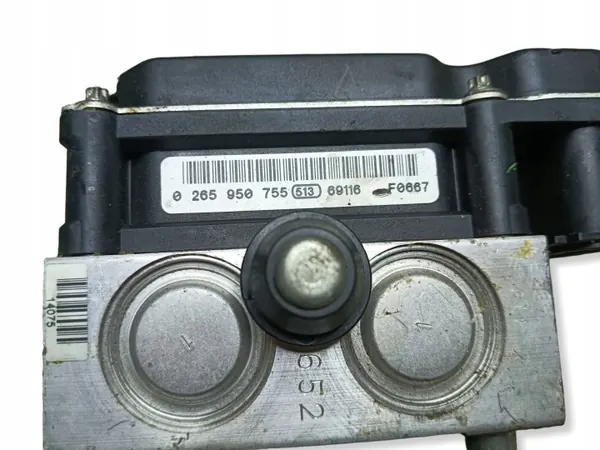Subaru ABS-Bremsenpumpe OEM 27536AG211 - Gebraucht image 3