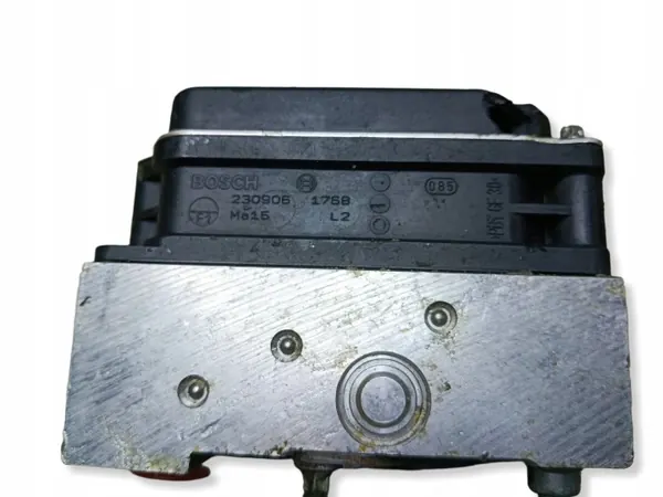 Subaru ABS-Bremsenpumpe OEM 27536AG211 - Gebraucht image 4