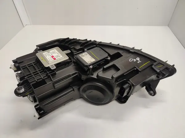 Farol direito Xenon LED VW Jetta VI OEM 5C7941752E image 4