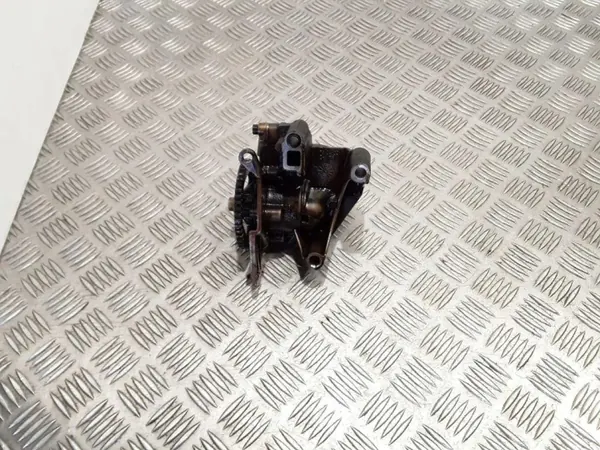 VW Oljepump OEM 03D115105 för Polo 1.2L 2011 image 3