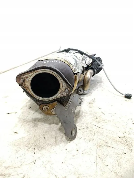 Catalyseur OEM 68530354AB pour Jeep Grand Cherokee image 4