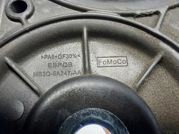 MB3Q-6A247-AA Tampa correia alternador dianteira Ford Ranger image 4