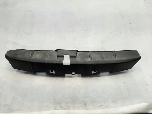 AUDI A3 8V Etupalkin Suojus image 3