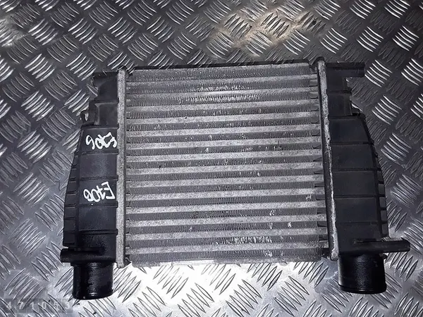 Nissan Juke Kylare 2013 1500D 14461EM00A image 3