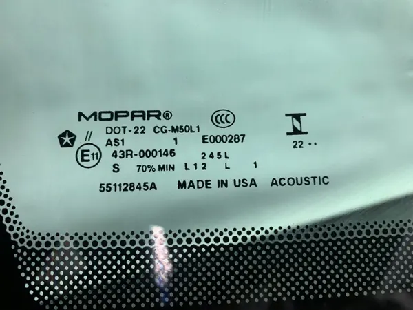 Vindruta OEM 55112845A för Dodge Durango 2021- image 4