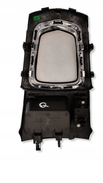 Compartiment tableau de bord Nissan Qashqai 2014 OEM 969XC4EA0A image 4