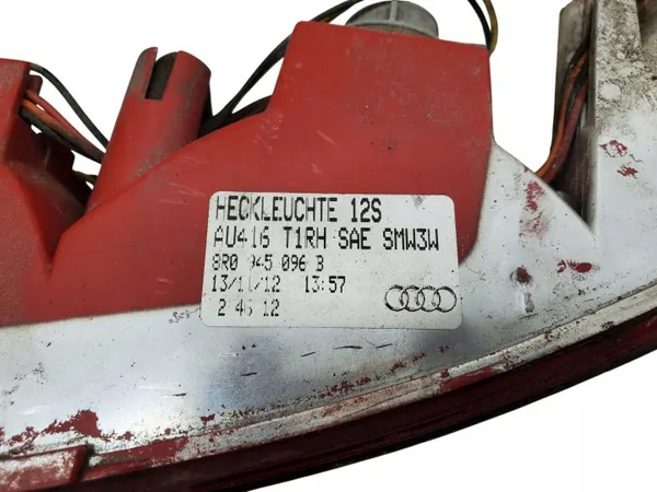 Audi Q5 SQ5 2011 Luz parachoques trasero derecha OEM 8R0945096B image 10