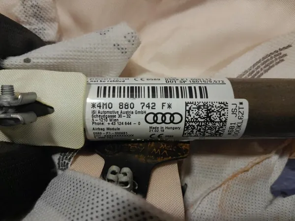 Audi Q7 II 4M Airbag Gordijn OEM 4M0880741F/4M0880742F image 3