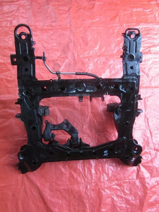Suzuki OE 4x4OE008168 Viga Delantera Usada image 4