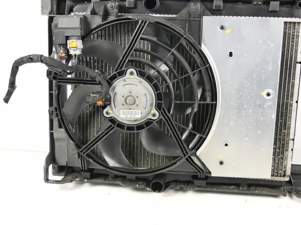 Cinghia ventilatore radiatore anteriore Peugeot 208 12-15 GT 1.6 E-Hdi image 8